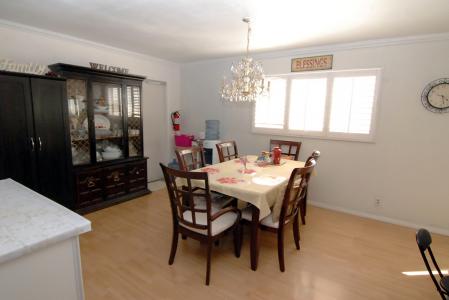 Residential Assisted Living in Tustin CA - Woodlawn Care Facility - dining room
