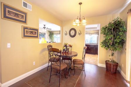 Residential Assisted Living in Fontana CA - Annie's Haven - sitting room